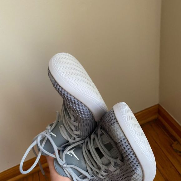 Nike Air Jordan reveal grey shoes size 11 basketball sneaker - Picture 5 of 11